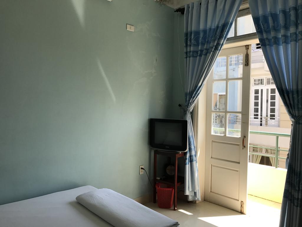 Hoa Cuc Xanh Mini Hotel Hue Esterno foto
