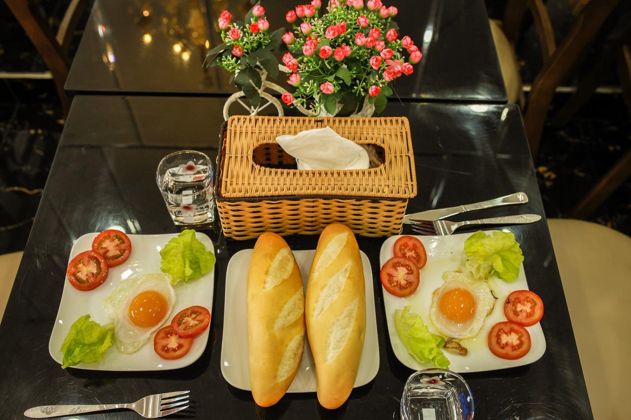 Hoa Cuc Xanh Mini Hotel Hue Esterno foto