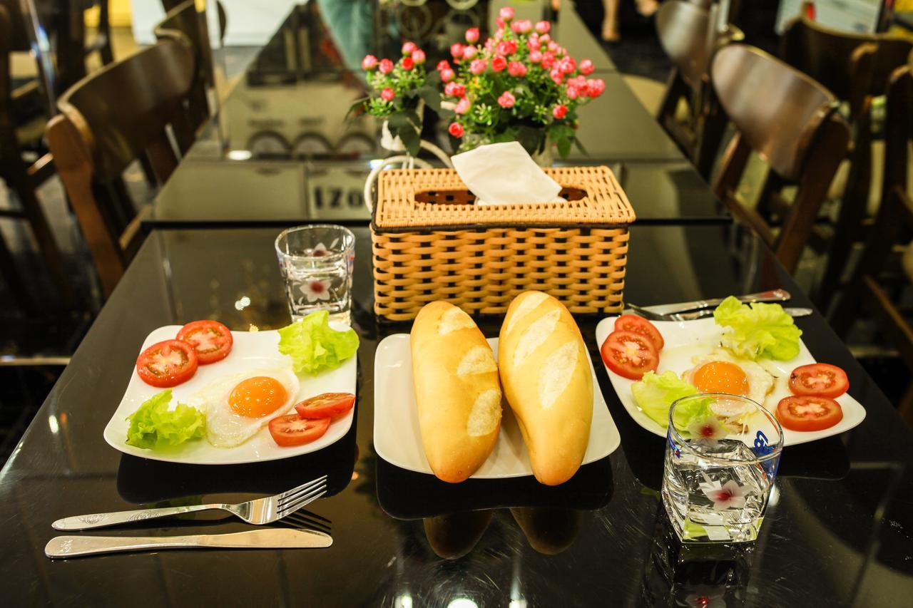 Hoa Cuc Xanh Mini Hotel Hue Esterno foto